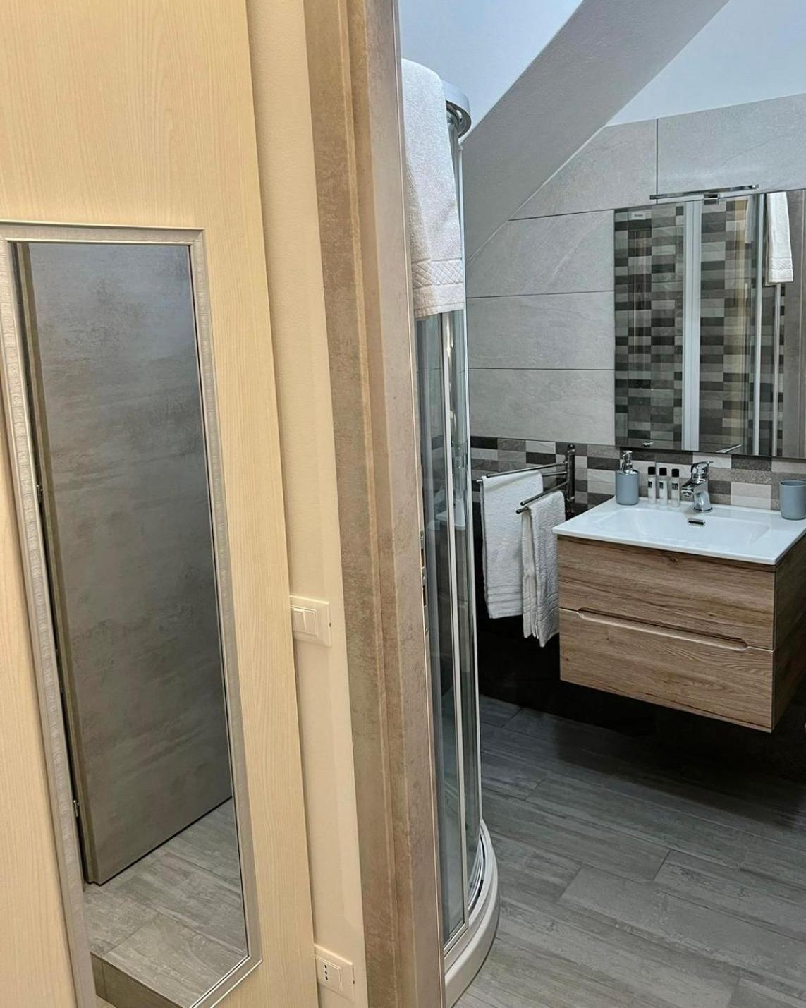 Costa Degli Dei Rooms Пиццо Экстерьер фото