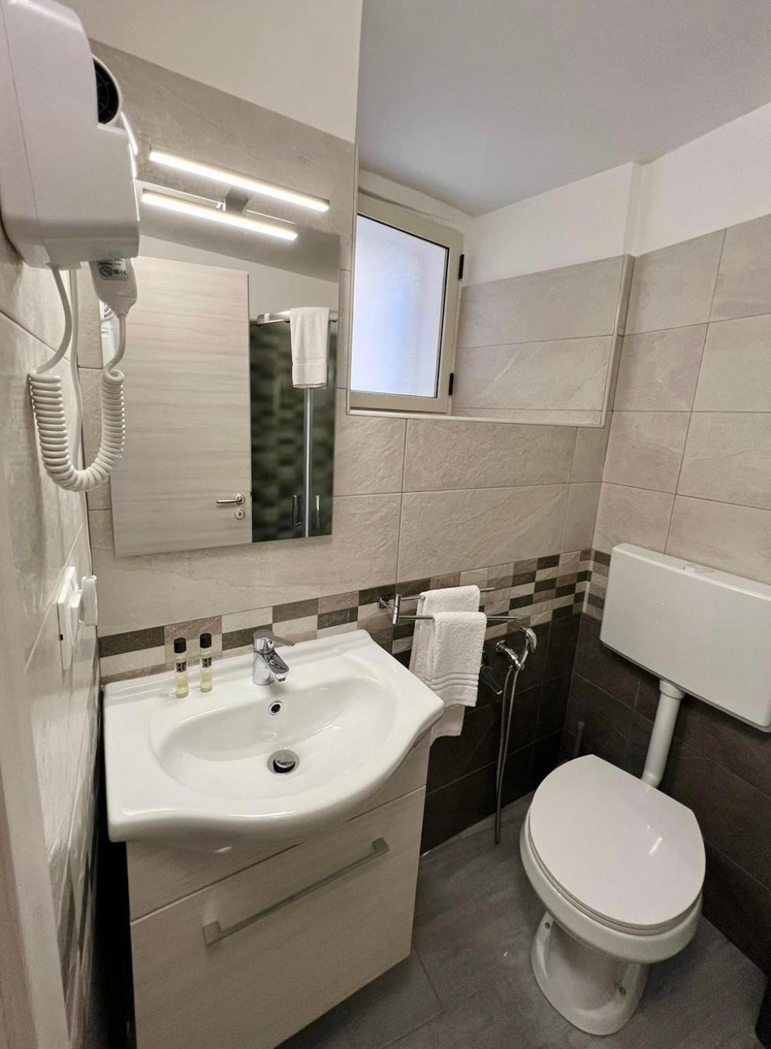 Costa Degli Dei Rooms Пиццо Экстерьер фото