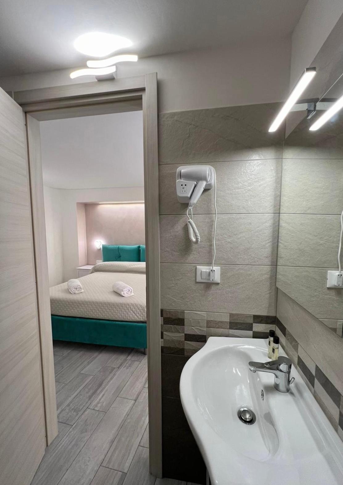 Costa Degli Dei Rooms Пиццо Экстерьер фото